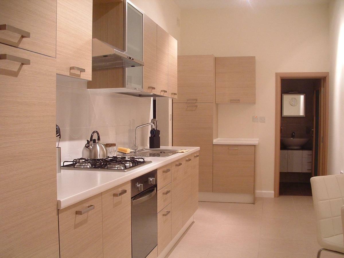 Triton Apartment Сент-Полс-Бей Экстерьер фото